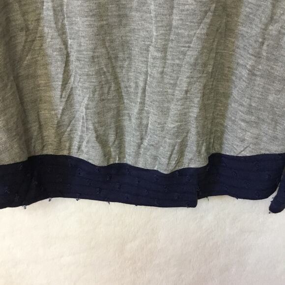 Gray Navy Lightweight Knit Distress Detailing Top - Picture 9 of 12